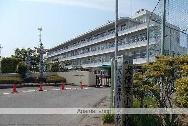 小学校　犬伏東小学校（小学校）まで109m