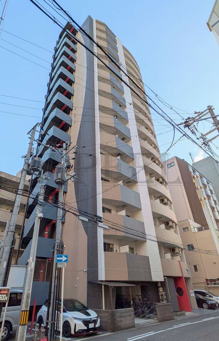 建物外観　セレニテ梅田北