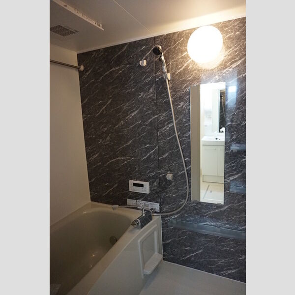 バス・シャワールーム　浴室