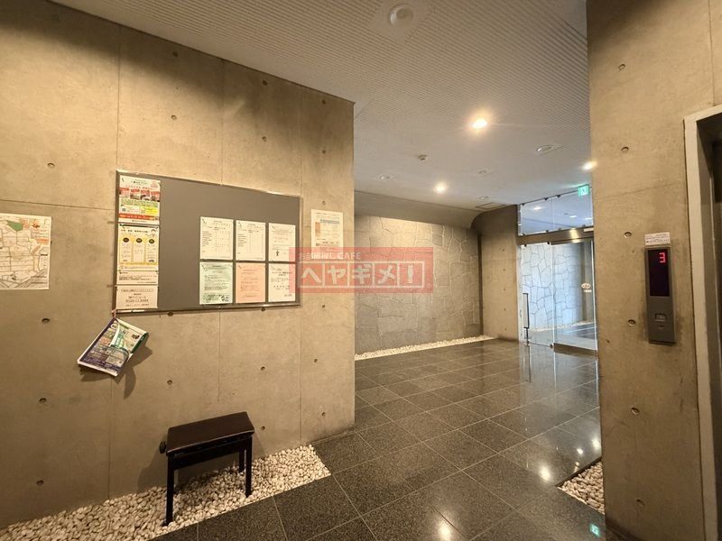 ロビー　エントランス