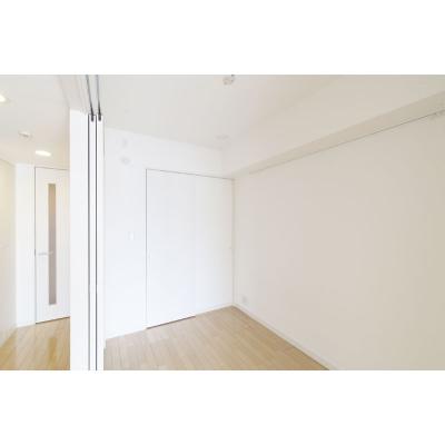 居室・リビング　同マンション別部屋