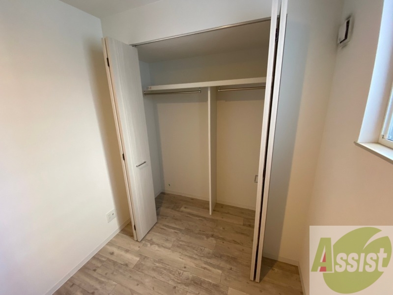 収納　収納もバッチリあるのでお部屋が片付きますよ！