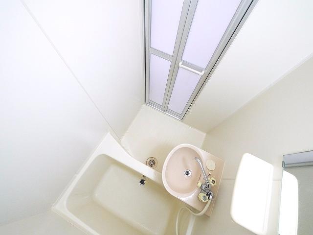 バス・シャワールーム　お風呂です