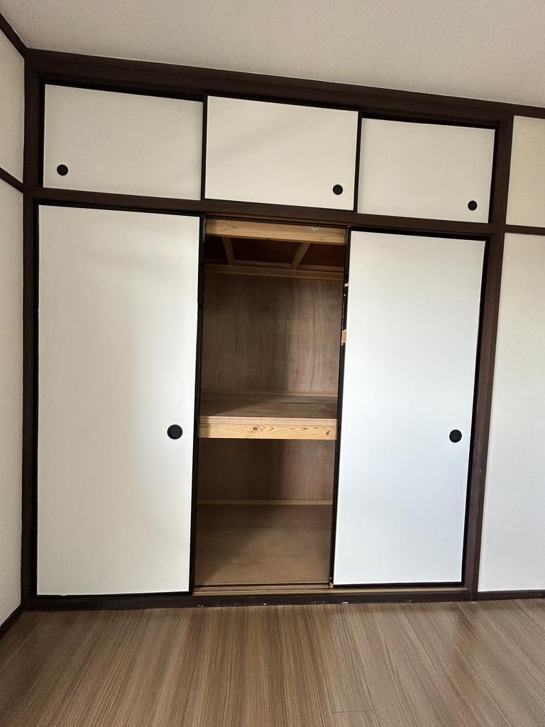 収納　洋室6畳