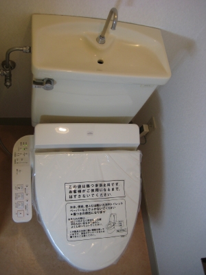 トイレ　ウォシュレット