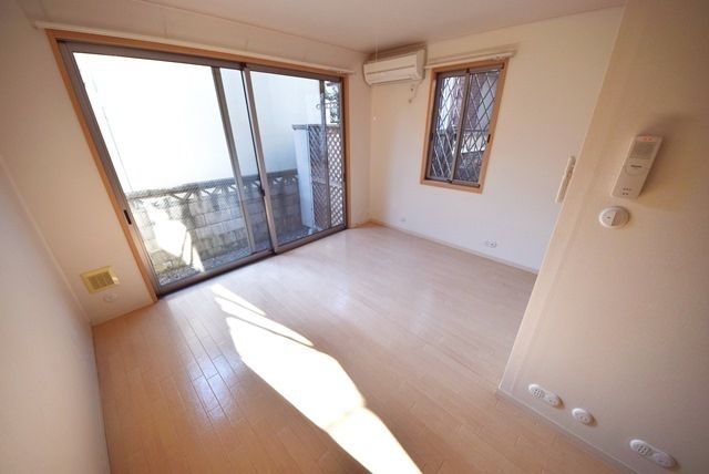 居室・リビング　★辻堂駅徒歩８分、お買いもの便利★