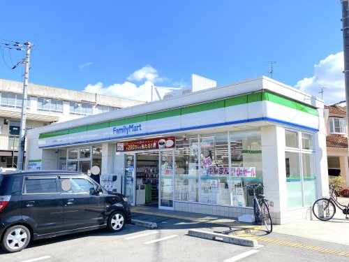コンビニ　ファミリーマート 堺百舌鳥梅町二丁店（コンビニ）まで469m