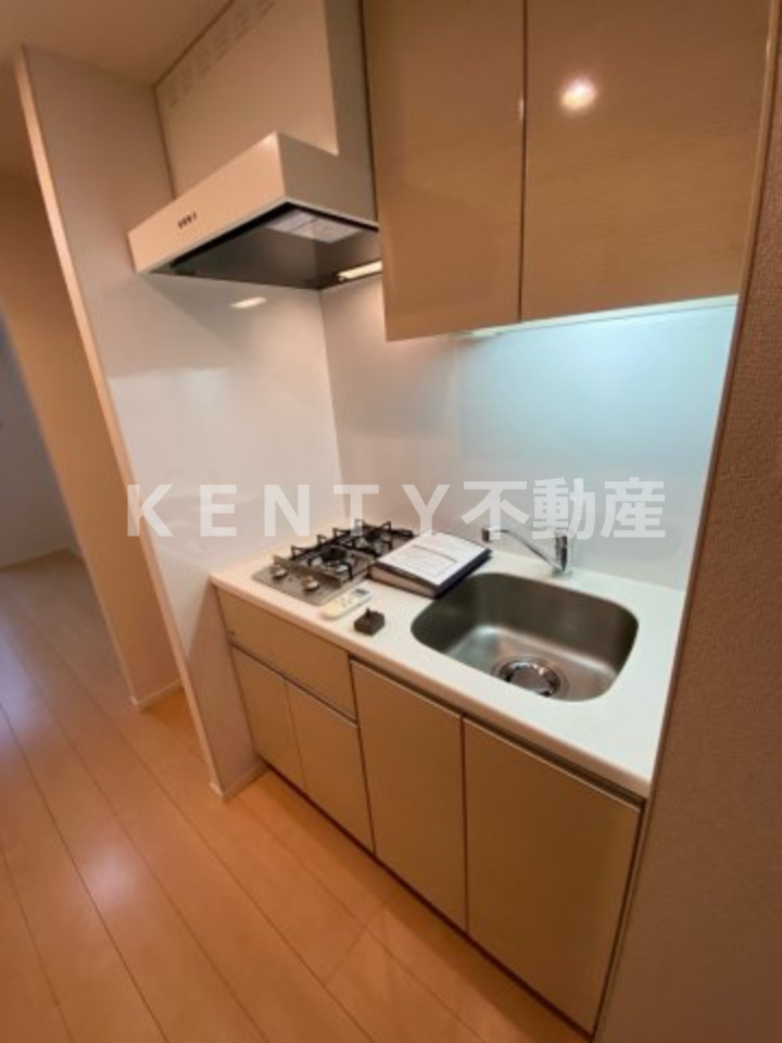 キッチン　コンパクトなキッチンで掃除もラクラク