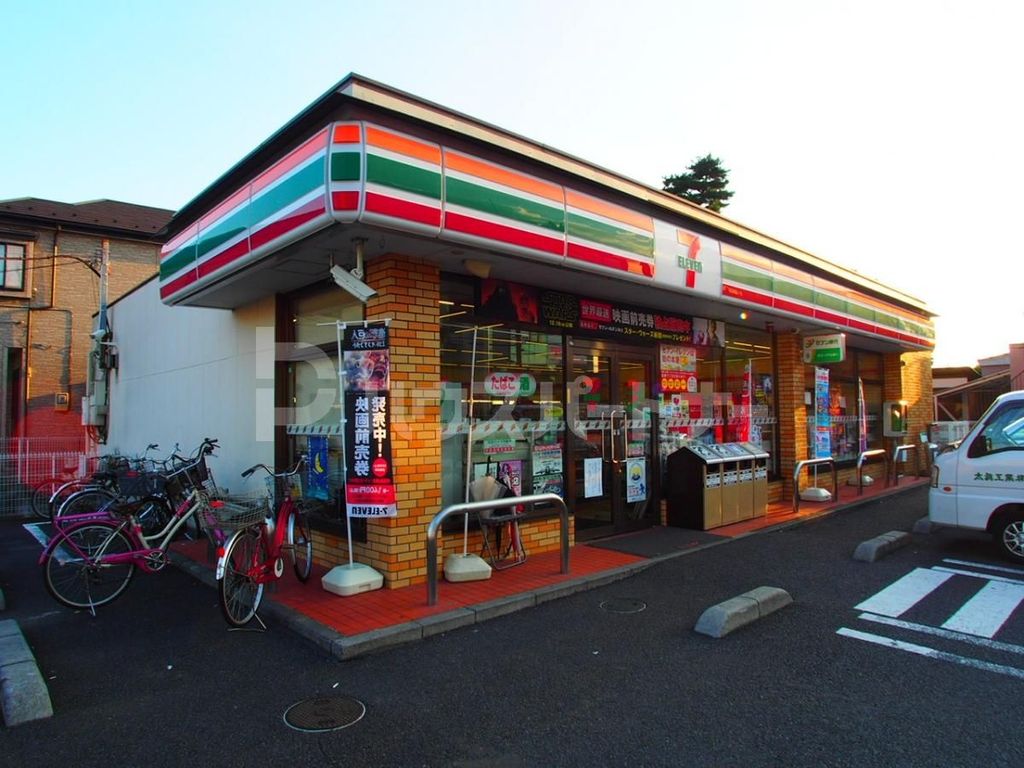 コンビニ　セブンイレブン草加北谷1丁目店（コンビニ）まで220m