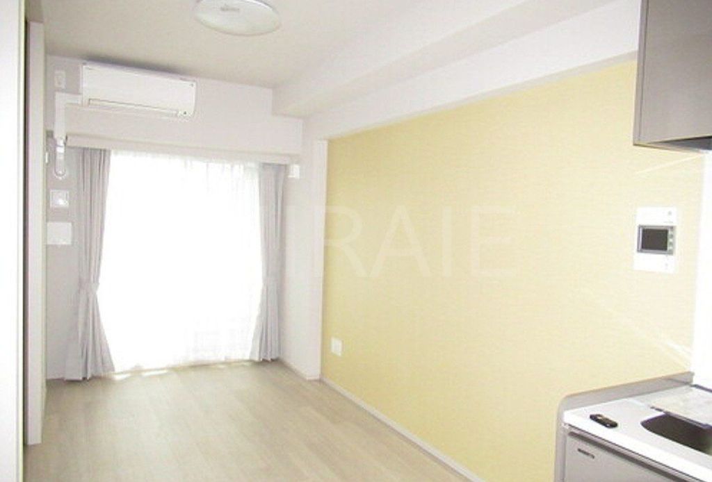 居室・リビング　別号室参考写真