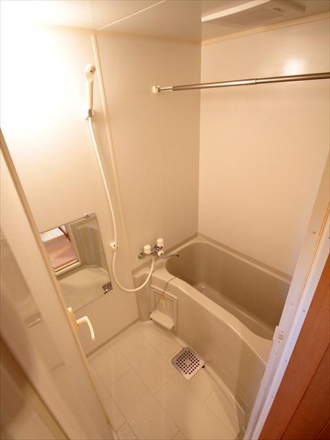 バス・シャワールーム　松山市緑町　グリーンパレス　浴室