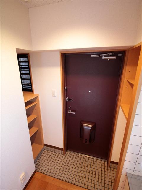 その他　松山市緑町　グリーンパレス　玄関