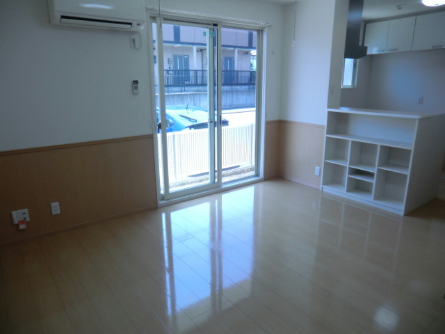 居室・リビング　※他部屋参照・現況優先