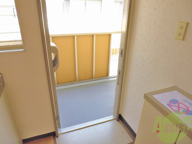 玄関　開放的！？な玄関です。元気な声でいってきま～すっ！