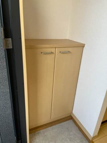 玄関　玄関収納