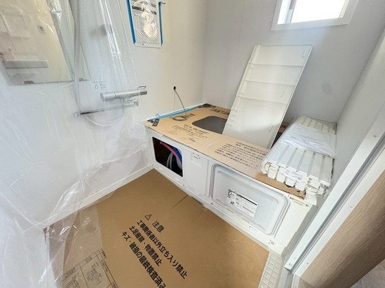 バス・シャワールーム　※別部屋の写真です。