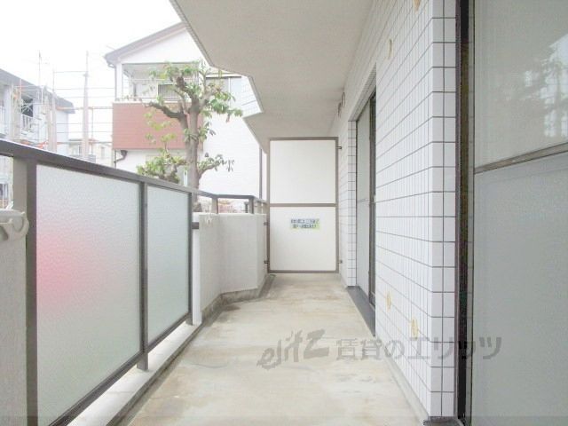 バルコニー　ベランダ