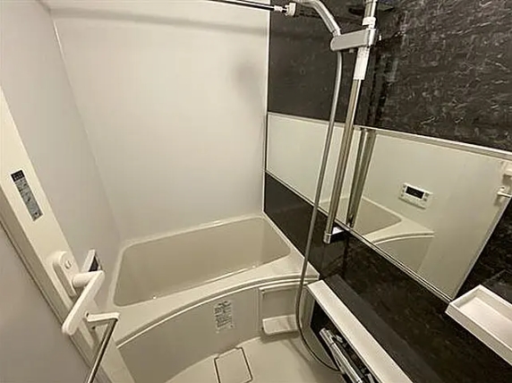 バス・シャワールーム　風呂