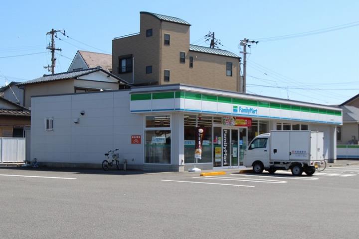 その他　ファミリーマート 小松島横須店（その他）まで520m