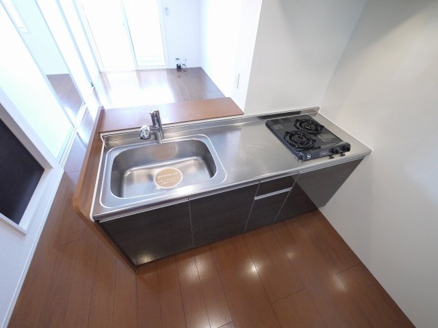 キッチン　2口コンロのシステムキッチンです