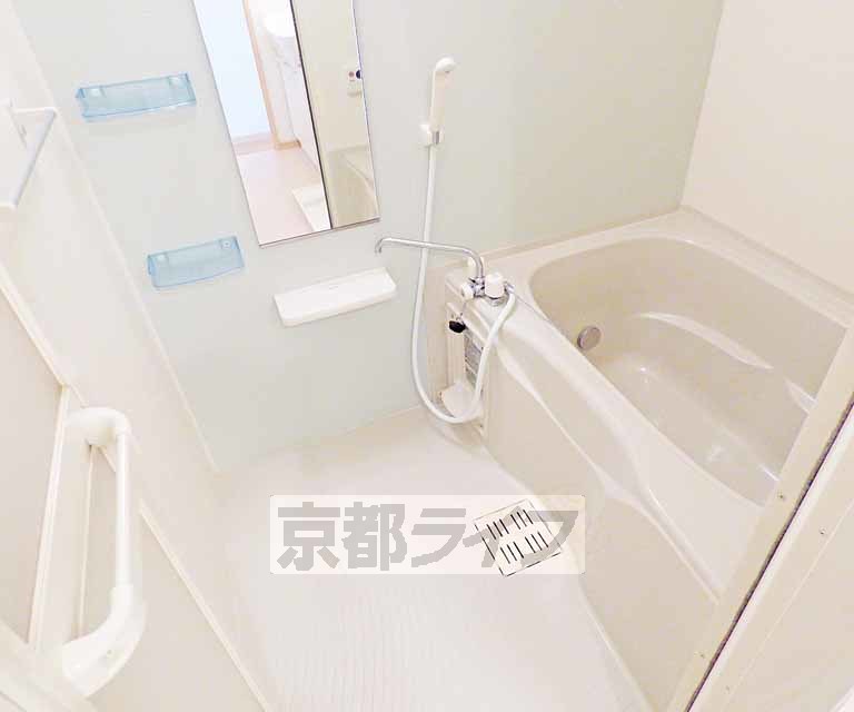 バス・シャワールーム　浴室です。