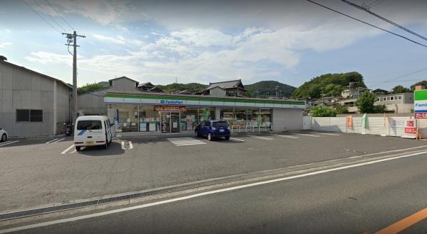 コンビニ　ファミリーマート児島団地口店（コンビニ）まで575m