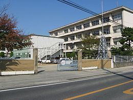 小学校　倉敷市立児島小学校（小学校）まで745m
