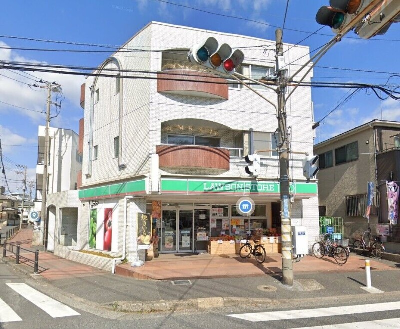 コンビニ　ローソンストア100市川欠真間店（コンビニ）まで461m