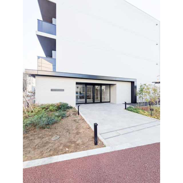 エントランス　建物の内部です