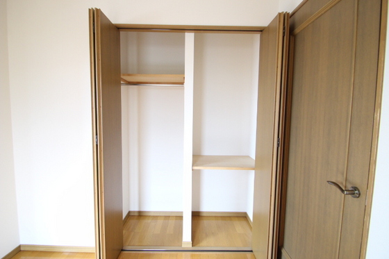 収納　※別部屋の写真です