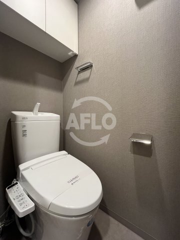 トイレ　コンフォリア江坂広芝町　トイレ