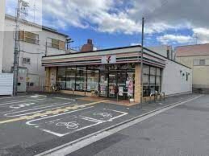 コンビニ　セブンイレブン東大阪近江堂2丁目店（コンビニ）まで425m