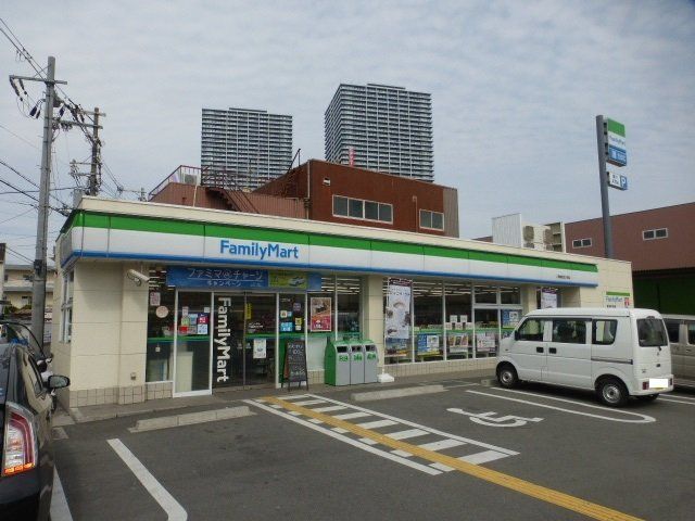 コンビニ　ファミリーマート八尾跡部北の町店（コンビニ）まで189m