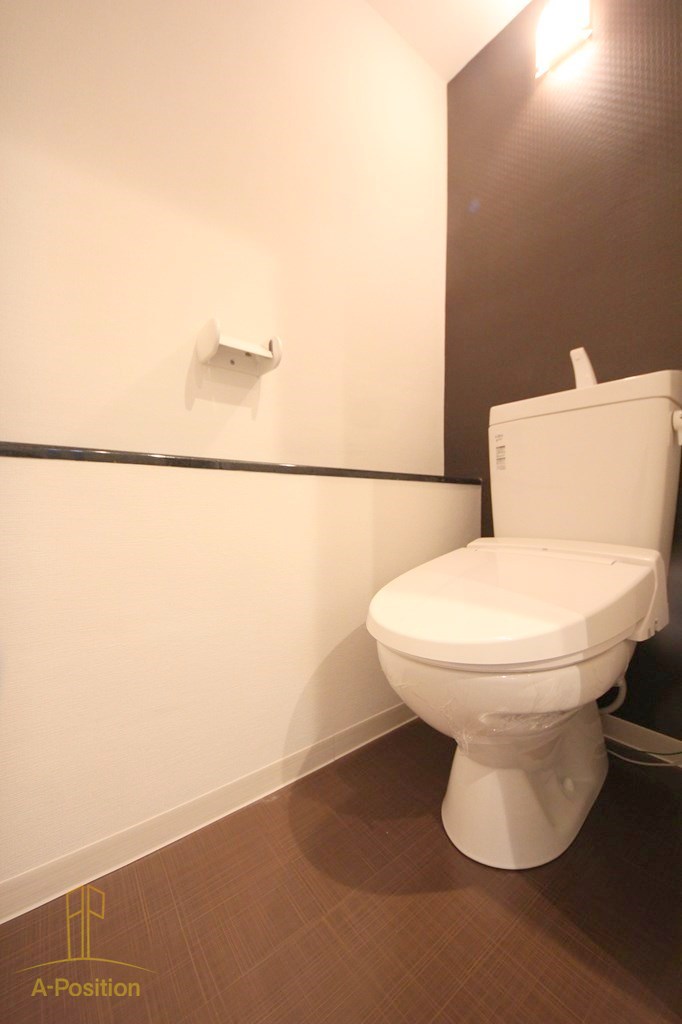 トイレ　グランルージュ谷町六丁目