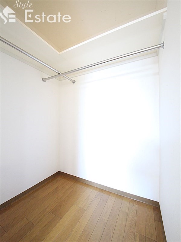 収納　ウォークインクローゼット