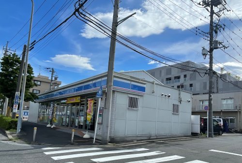 コンビニ　ローソン北新横浜店（コンビニ）まで447m