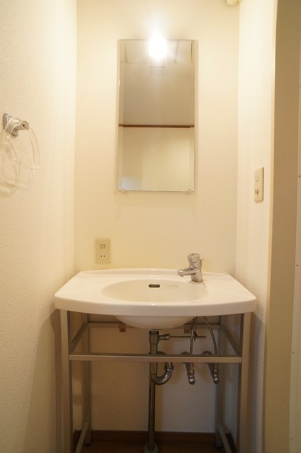 洗面設備　独立洗面台なら落ち着いて身支度ができます☆