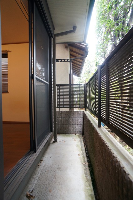 バルコニー　バルコニー付！お天気のいい日は洗濯物も気持ちよく干せますね！