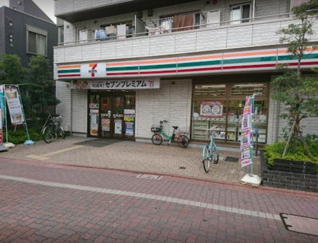 コンビニ　セブンイレブン大田区大森中２丁目店（コンビニ）まで42m