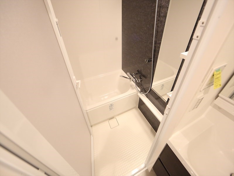 バス・シャワールーム　バスルーム　浴室暖房乾燥機付き