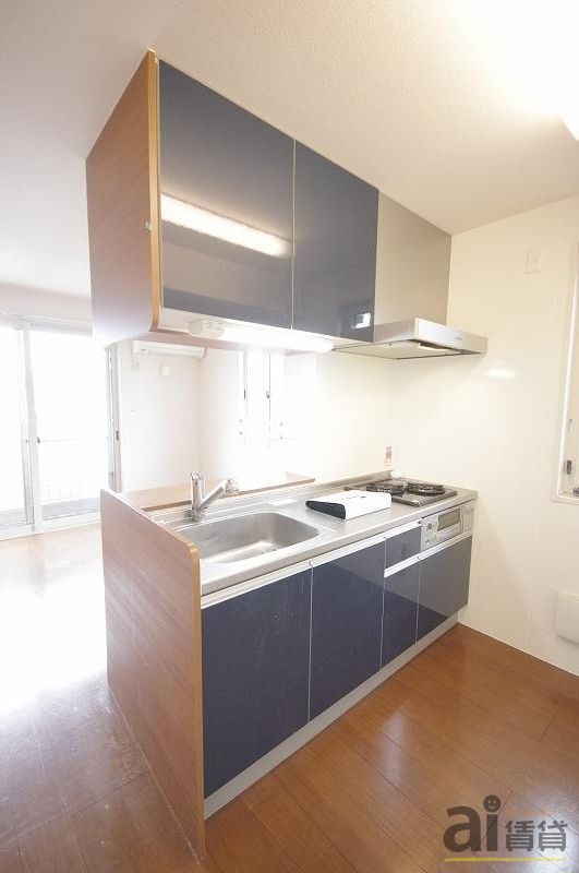 キッチン　玄関