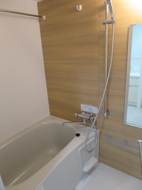 バス・シャワールーム　風呂