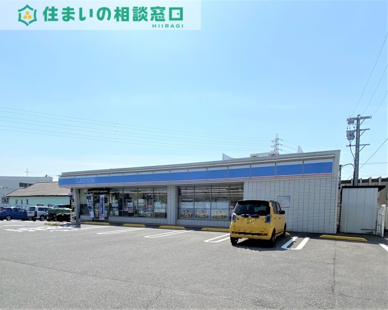 コンビニ　ローソン岡崎井ノ口新町店（コンビニ）まで132m