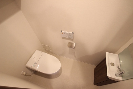 トイレ　※別部屋の写真です