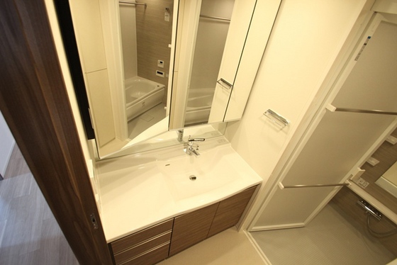 洗面設備　※別部屋の写真です