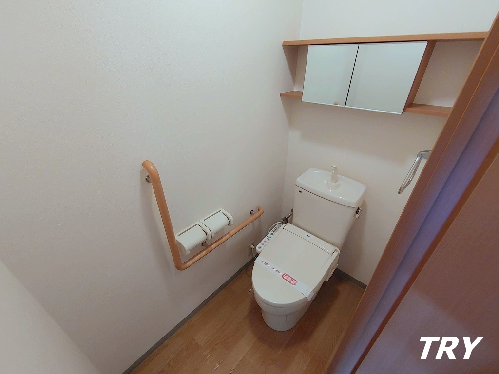 トイレ　シャワートイレ