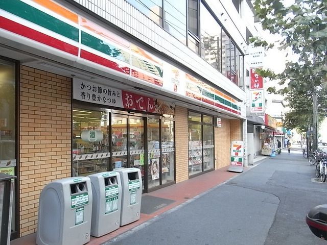 コンビニ　セブンイレブン（コンビニ）まで155m