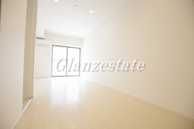 居室・リビング　☆綺麗な色合いのお部屋☆