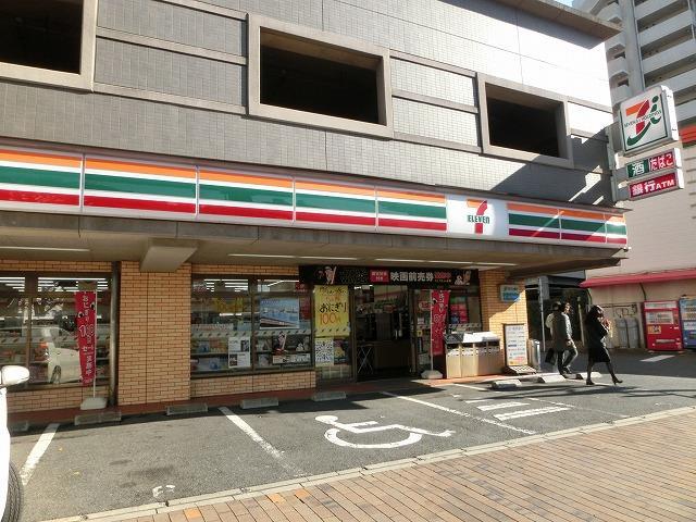 コンビニ　セブンイレブン小倉片野3丁目店（コンビニ）まで40m