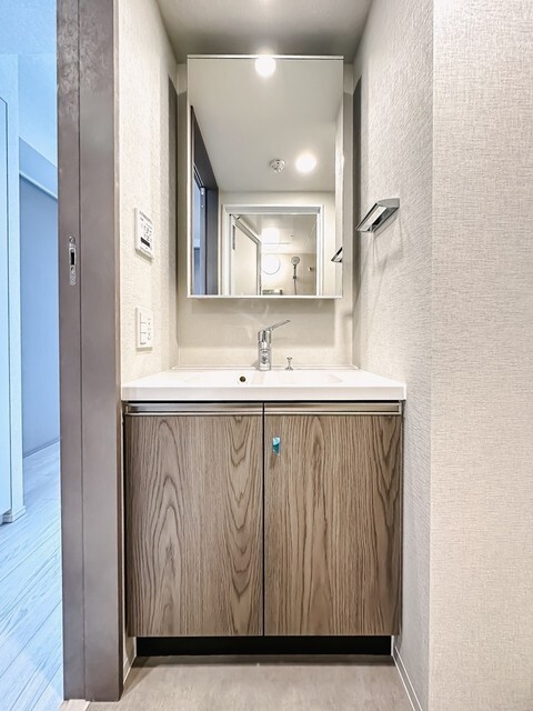 洗面設備　※写真は同タイプ住戸です。